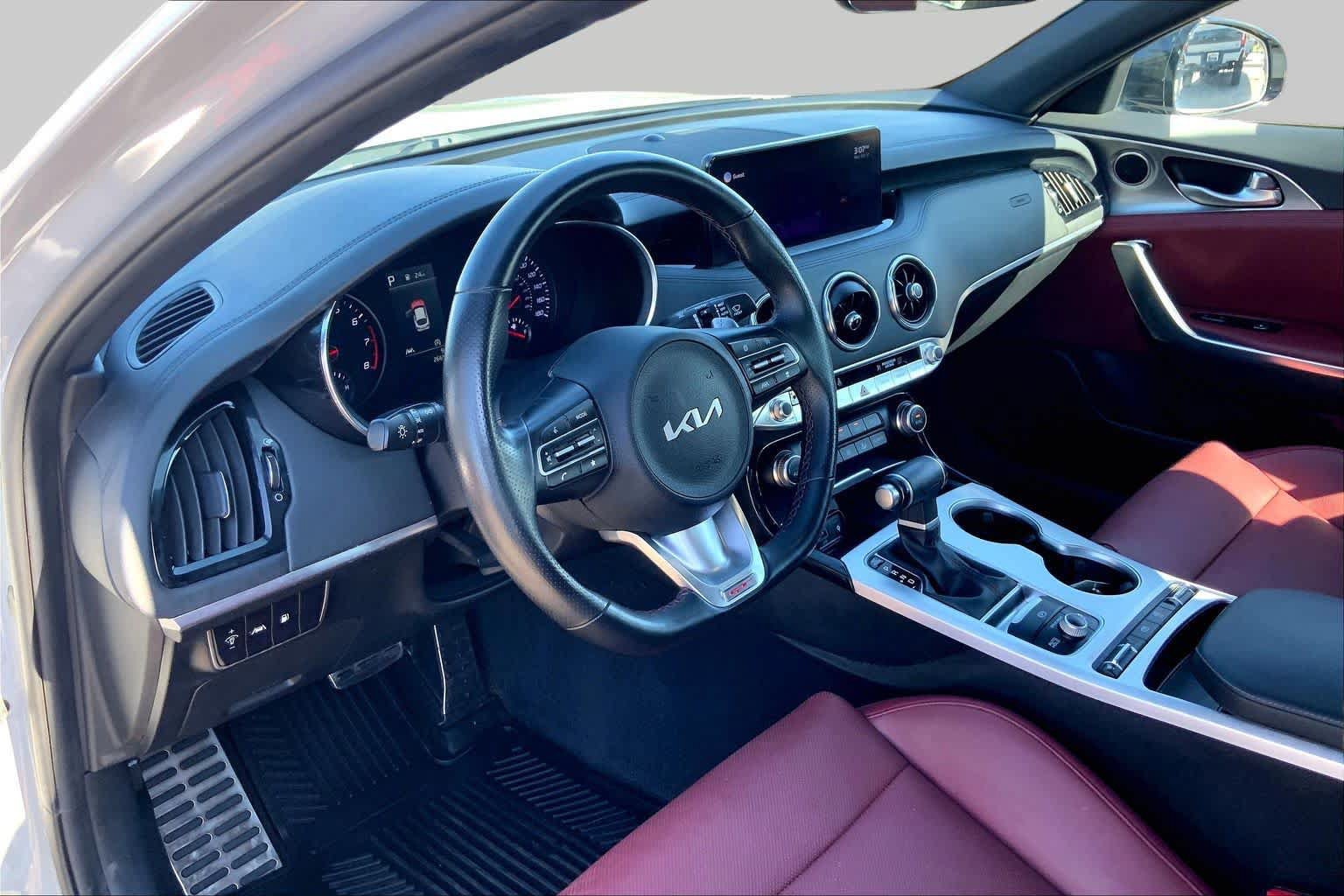 Used 2022 Kia Stinger GT1 w/ Red Interior Color Package RWD image 18