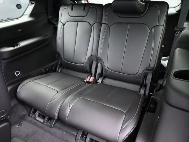 New 2025 Jeep Grand Cherokee L Limited image 15