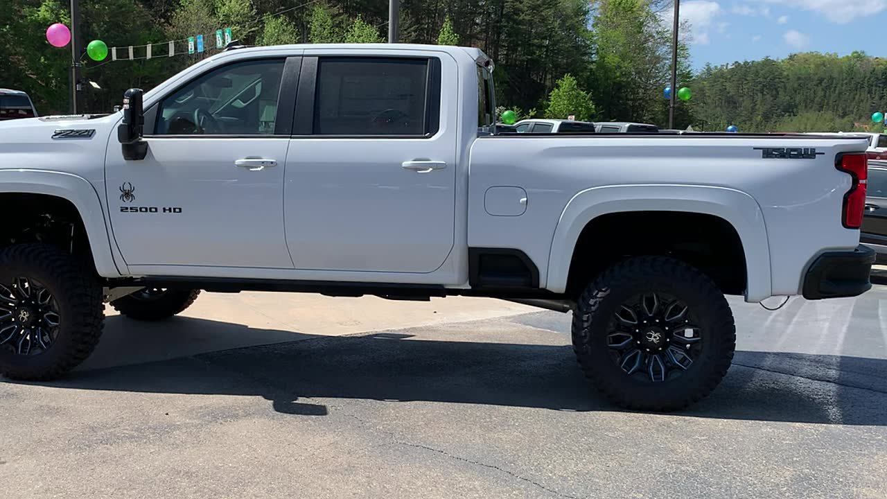New 2025 Chevrolet Silverado 2500 LT w/ Trail Boss Package AWD/4WD image 2