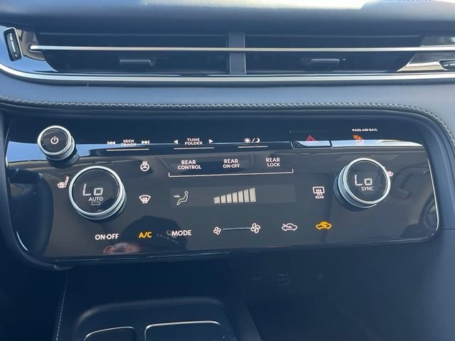 Used 2023 INFINITI QX60 Pure AWD/4WD image 16