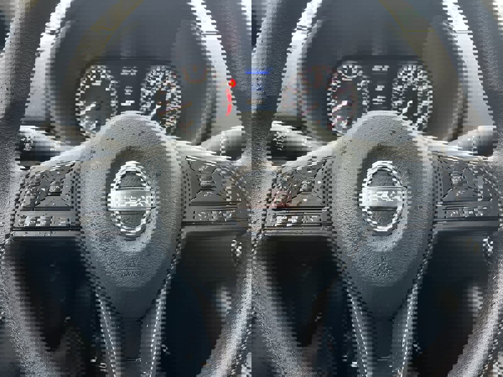 Used 2025 Nissan Sentra S image 23