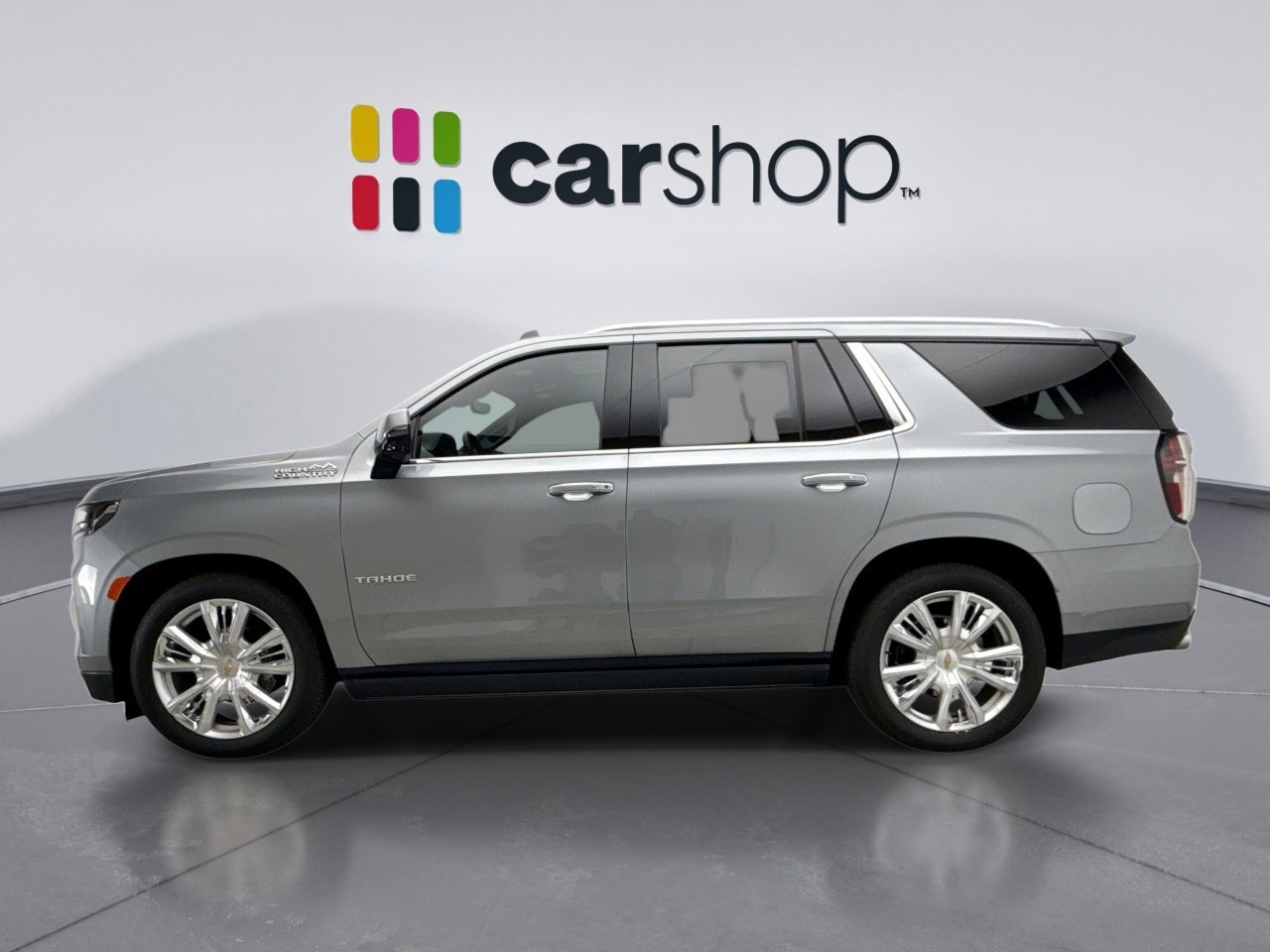 Used 2024 Chevrolet Tahoe High Country image 2