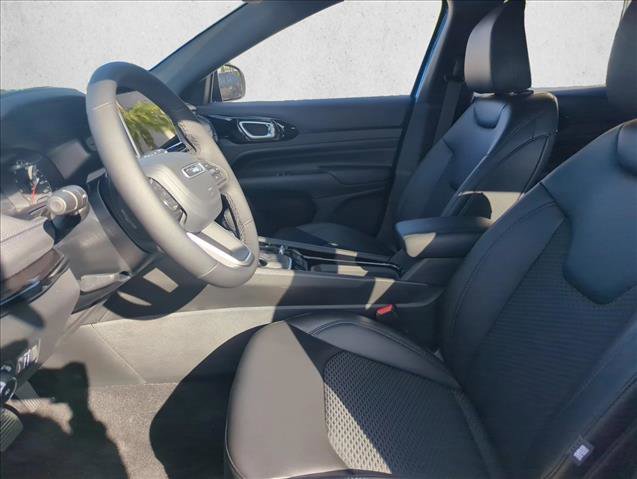 New 2026 Jeep Compass Latitude AWD/4WD image 3