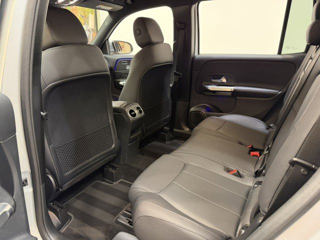 Certified 2025 Mercedes-Benz GLB 250 image 10