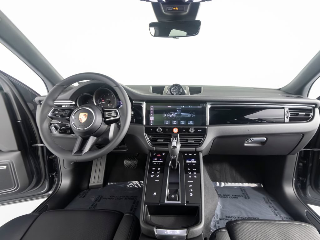 New 2026 Porsche Macan AWD/4WD image 35