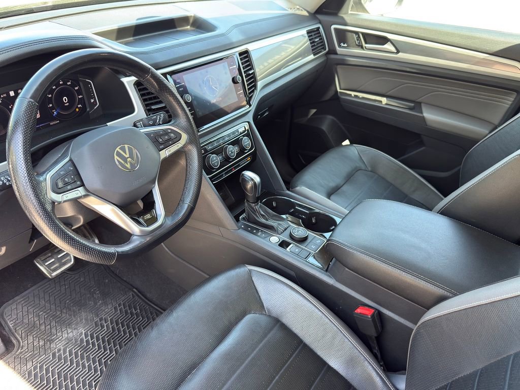 Used 2022 Volkswagen Atlas SEL Premium image 10