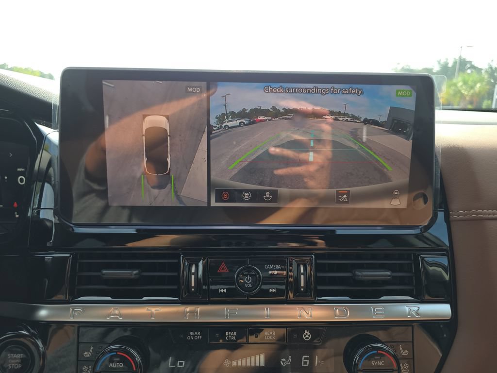 New 2026 Nissan Pathfinder Platinum FWD image 27