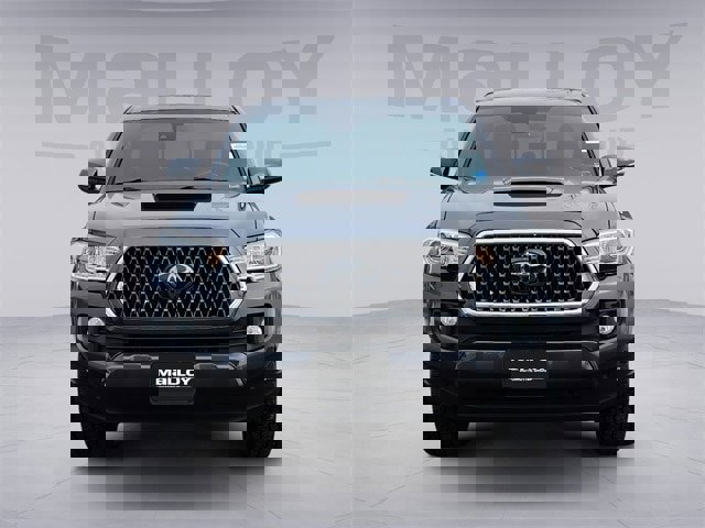 Used 2018 Toyota Tacoma TRD Sport image 8