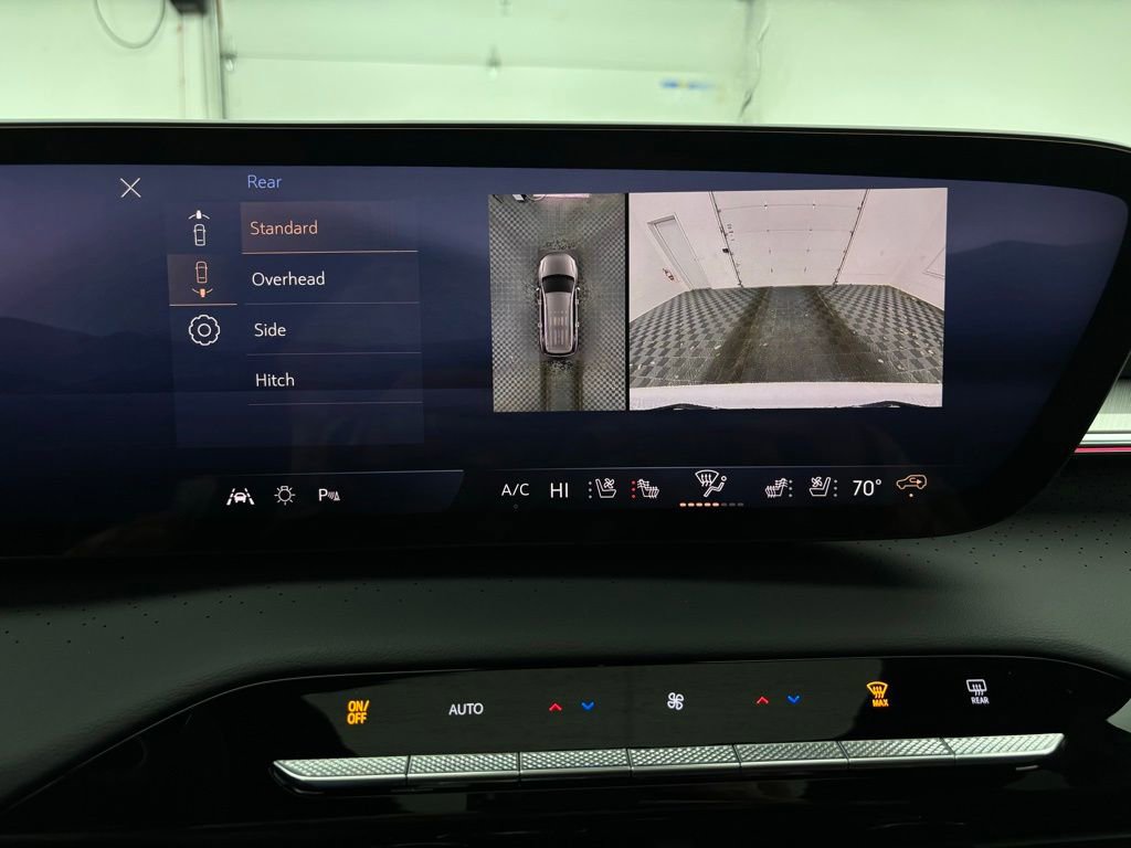 New 2026 Buick Enclave Avenir w/ Super Cruise Package image 3