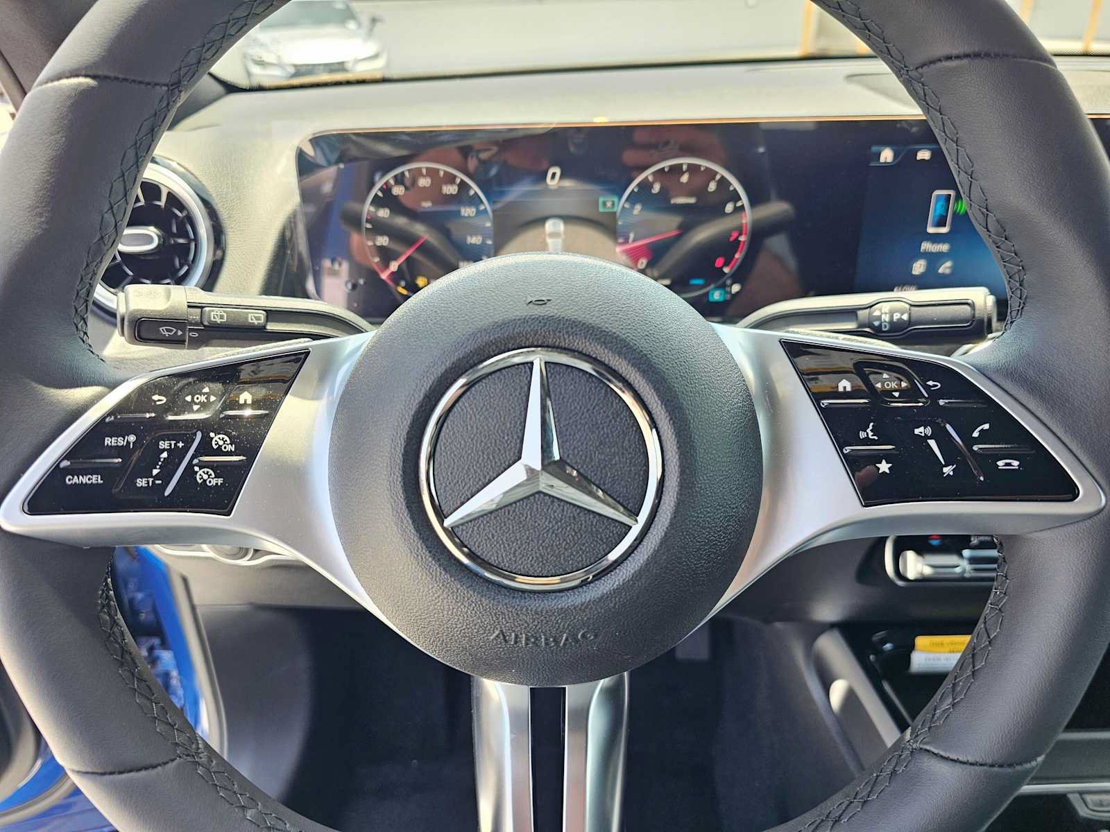 New 2026 Mercedes-Benz GLB 250 image 22