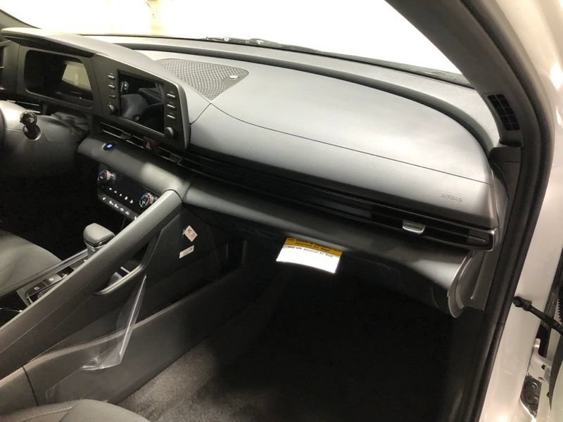 New 2026 Hyundai Elantra SEL Sport Premium w/ Cargo Package FWD image 13