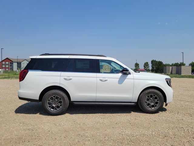 New 2027 Ford Expedition Active AWD/4WD image 3