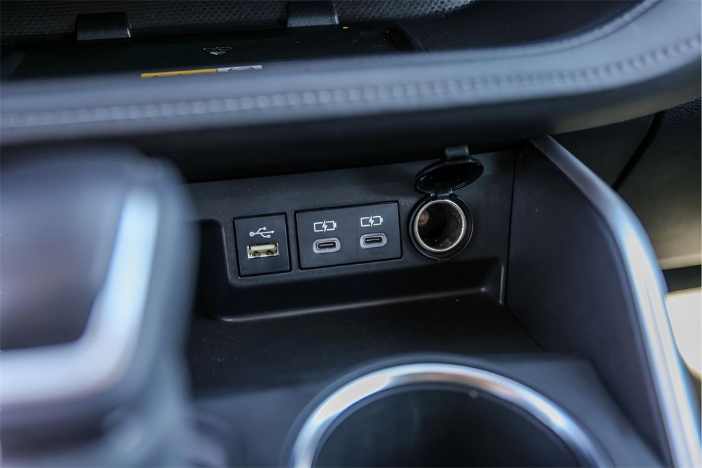 Used 2023 Toyota Highlander XLE image 22