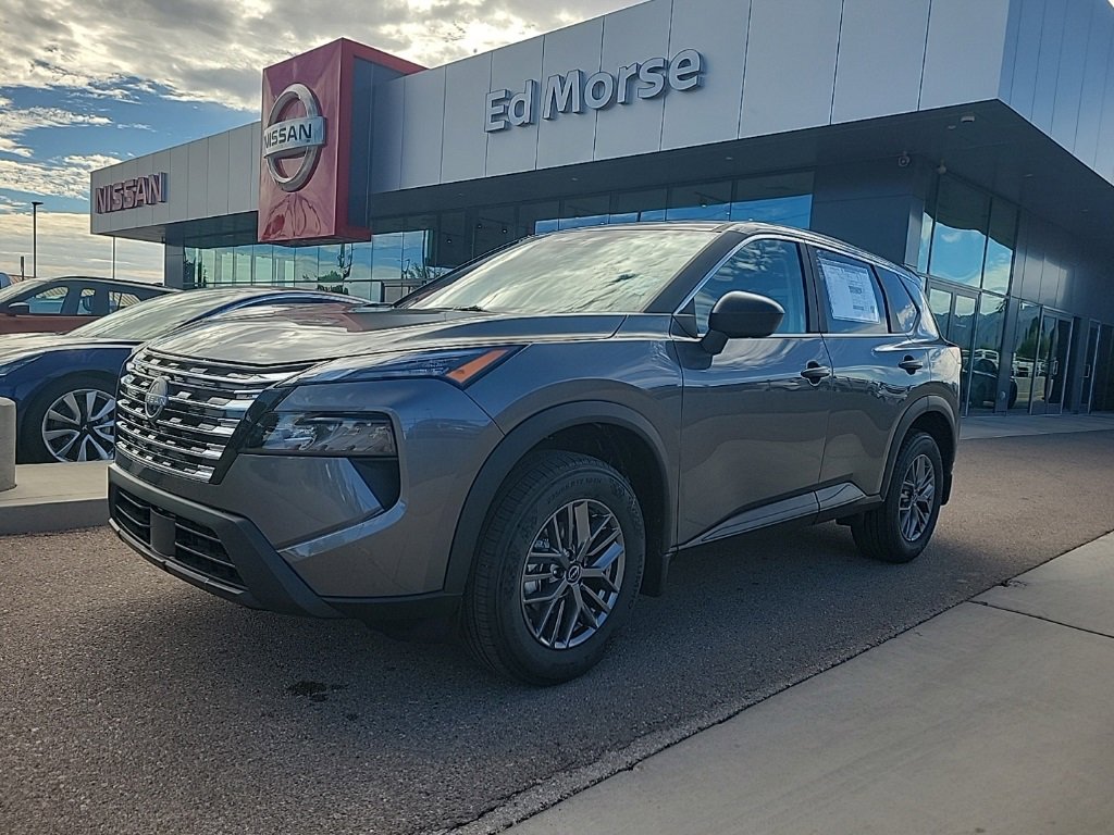 New 2026 Nissan Rogue S image 1