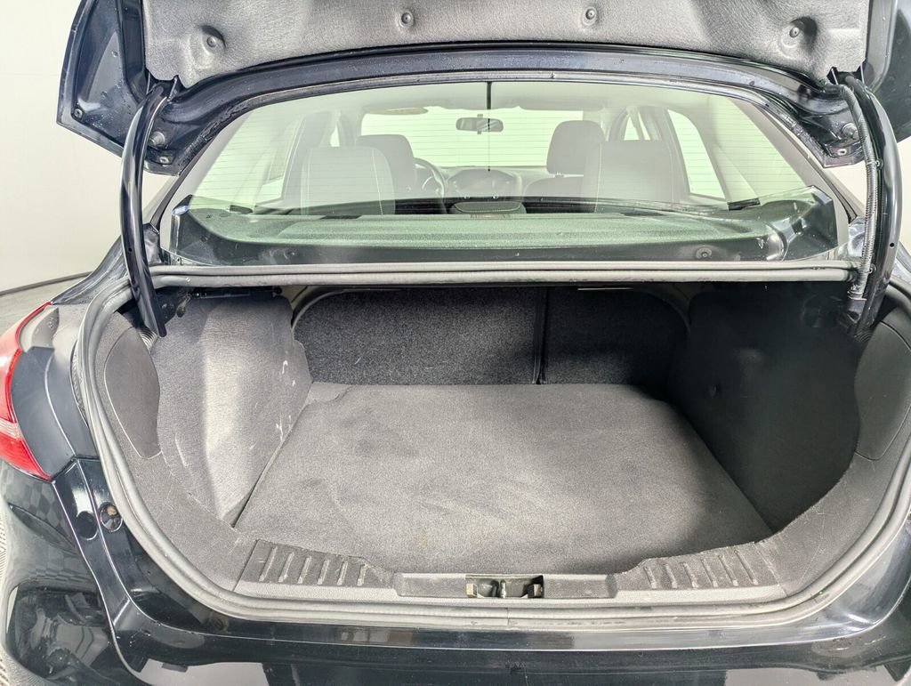 Used 2017 Ford Focus SE image 26