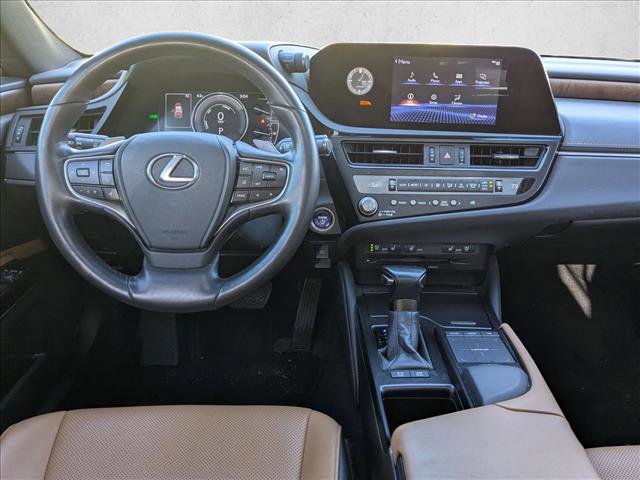 Used 2022 Lexus ES 300h ES 300h image 18