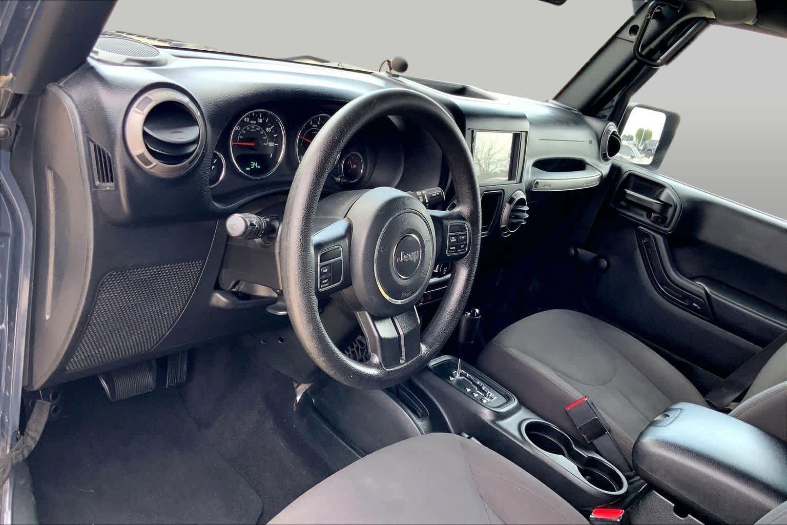 Used 2017 Jeep Wrangler Unlimited Sport AWD/4WD image 17