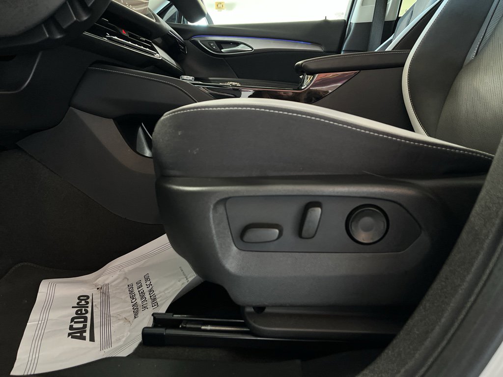 Used 2025 Buick Envision Sport Touring image 13