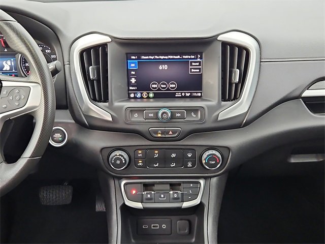 Used 2024 GMC Terrain SLE image 21