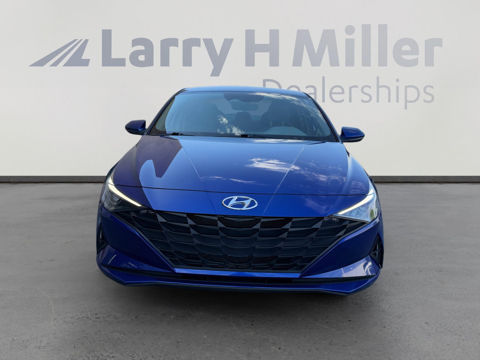 Used 2023 Hyundai Elantra SEL FWD image 8