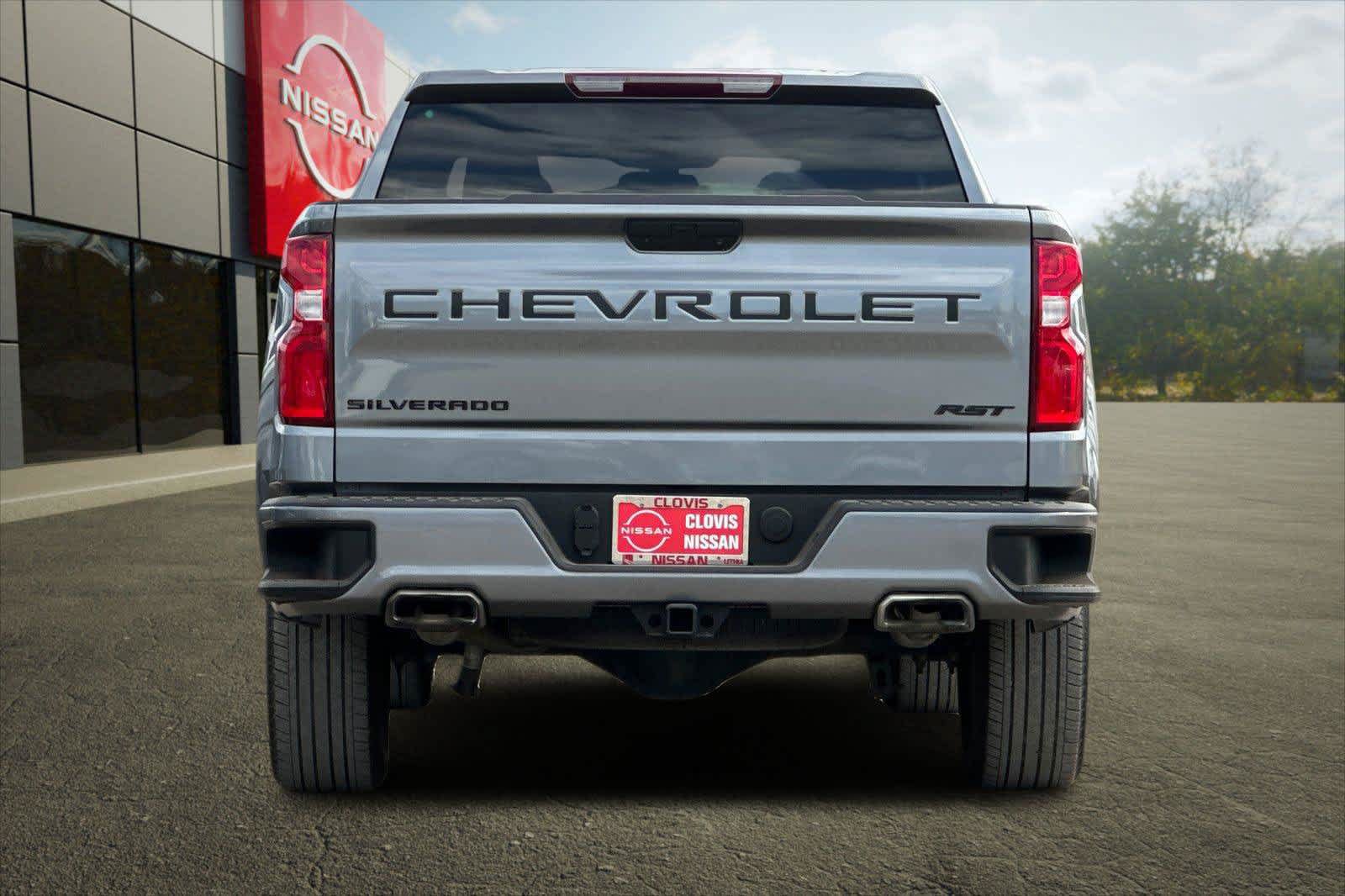 Used 2021 Chevrolet Silverado 1500 RST w/ Bed Protection Package AWD/4WD image 7