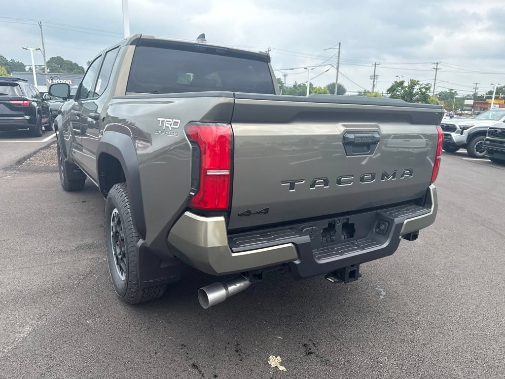 New 2026 Toyota Tacoma TRD Off-Road AWD/4WD image 17