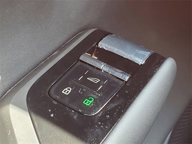 New 2025 Volvo EX90 Ultra image 15