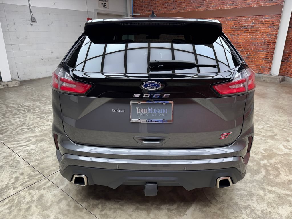 Used 2023 Ford Edge ST AWD/4WD image 4