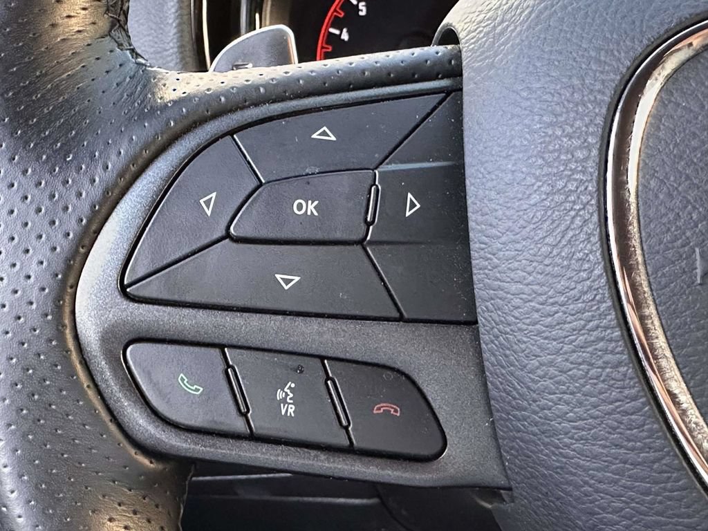 Used 2022 Dodge Durango R/T w/ Blacktop Package AWD/4WD image 26