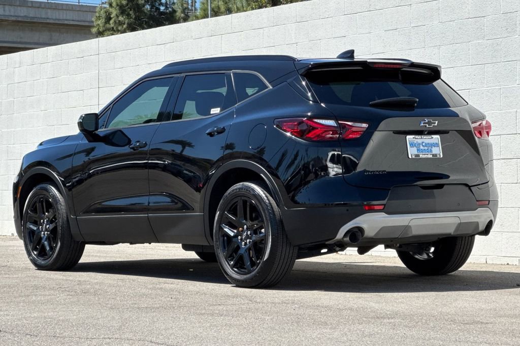 Used 2019 Chevrolet Blazer LT image 3