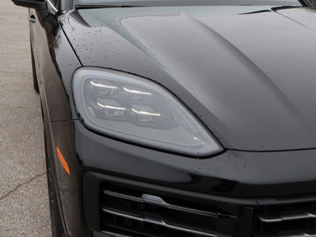 New 2026 Porsche Cayenne AWD/4WD image 14