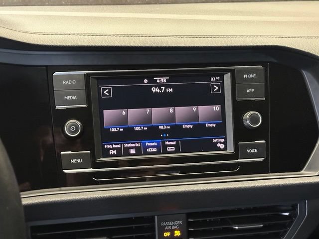 Used 2024 Volkswagen Jetta SE FWD image 27