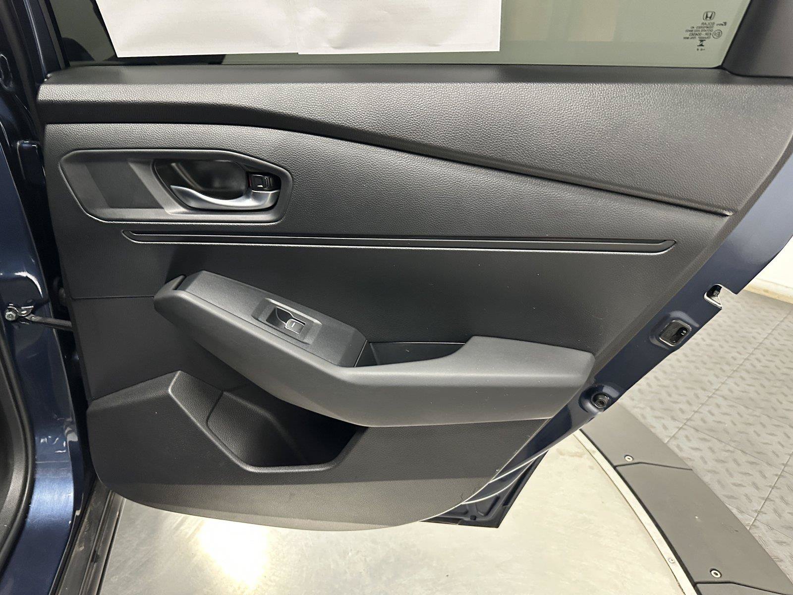 Certified 2025 Honda Accord SE image 34