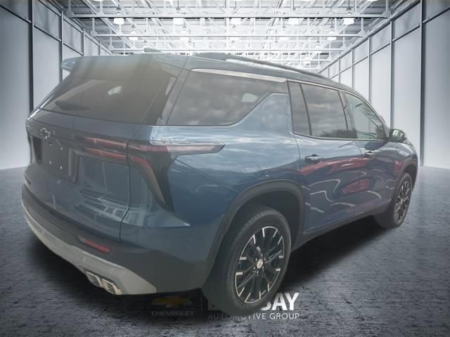 Used 2026 Chevrolet Traverse LT w/ Sun and Wheel Package image 4