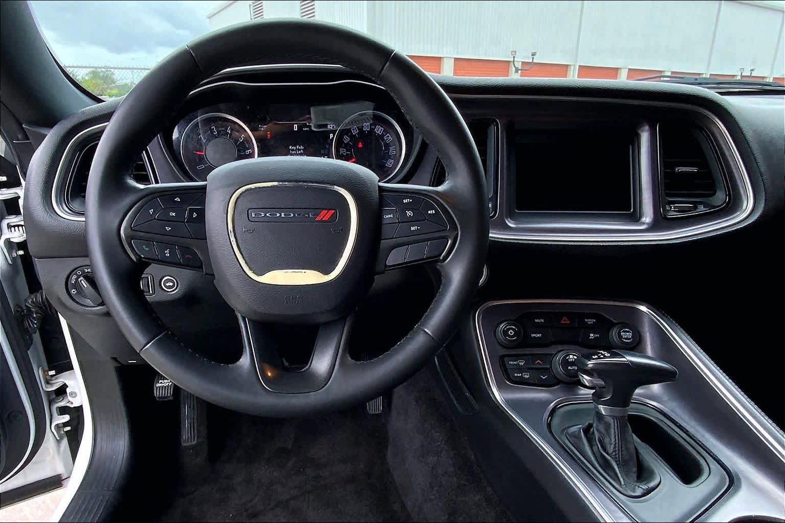 Used 2018 Dodge Challenger SXT RWD image 5