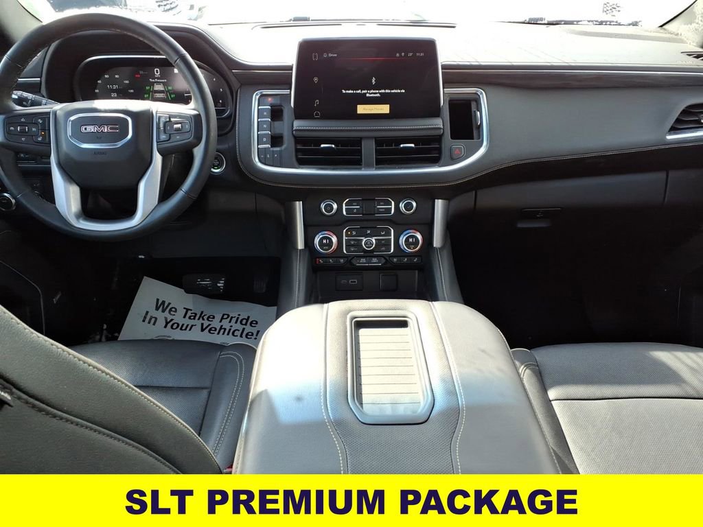 Used 2023 GMC Yukon XL SLT w/ SLT Premium Package image 12