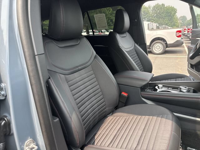 New 2026 Ford Explorer ST-Line w/ ST-Line Street Pack AWD/4WD image 24