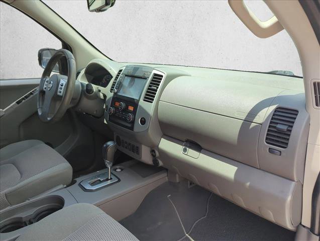 Used 2020 Nissan Frontier SV RWD image 25