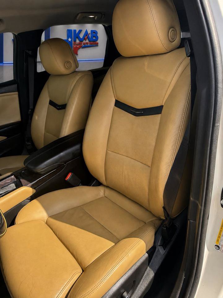 Used 2013 Cadillac XTS Luxury FWD image 11