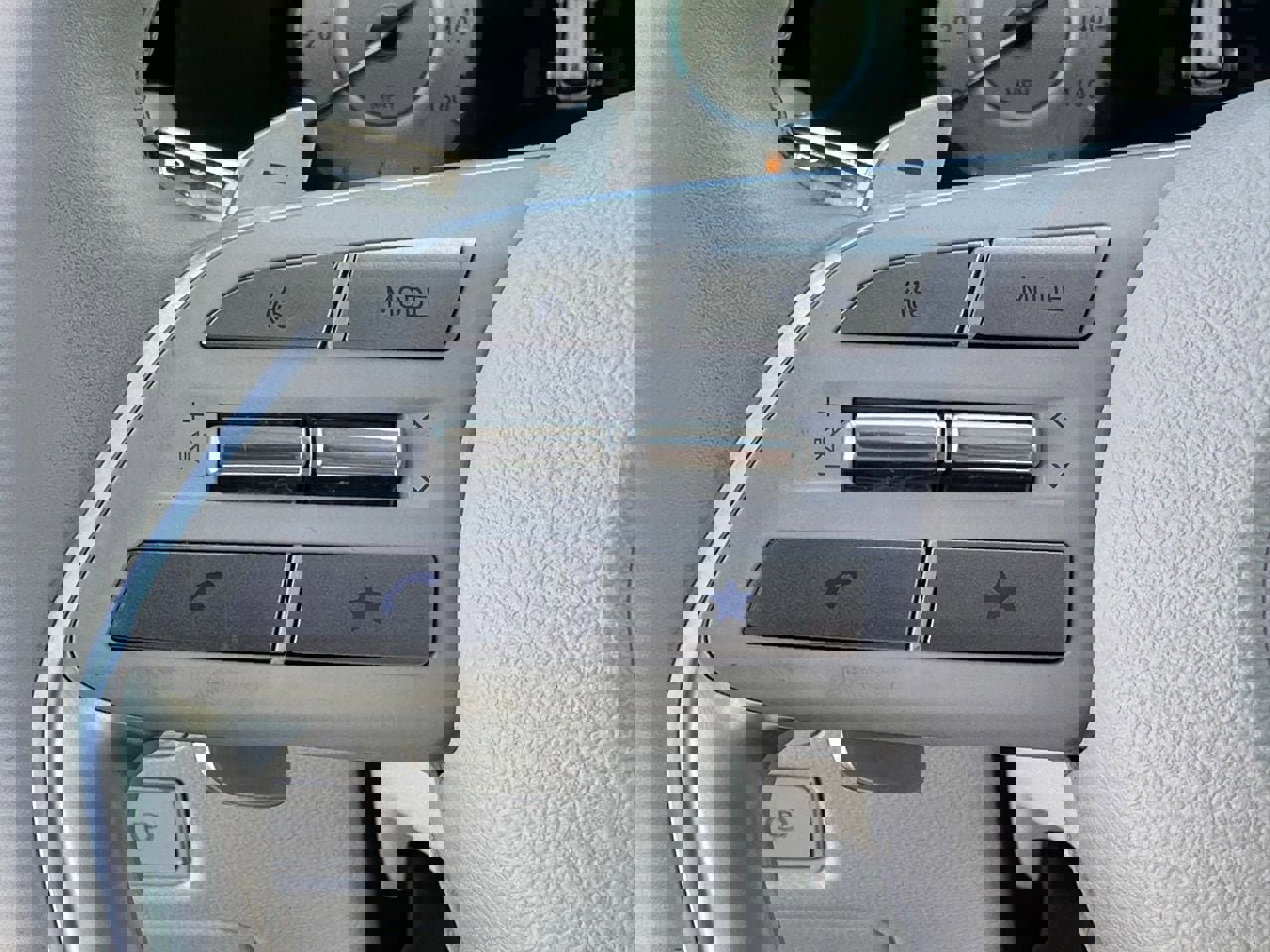 Used 2025 Hyundai Palisade Limited image 34