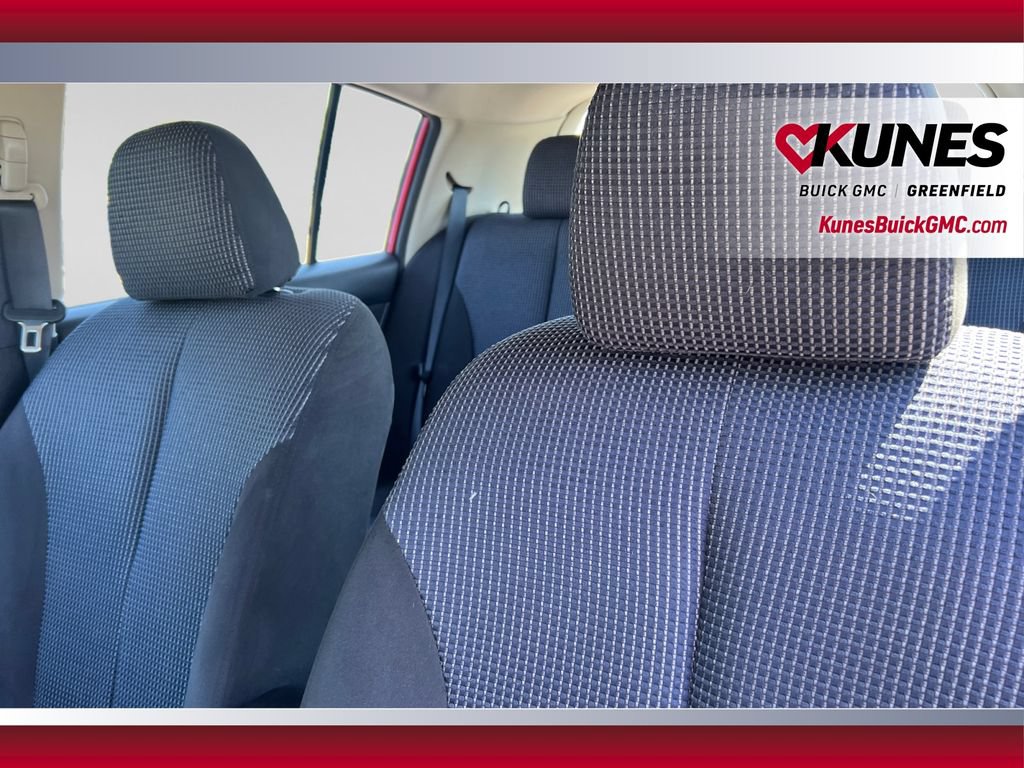 Used 2012 Nissan Versa Hatchback FWD image 15