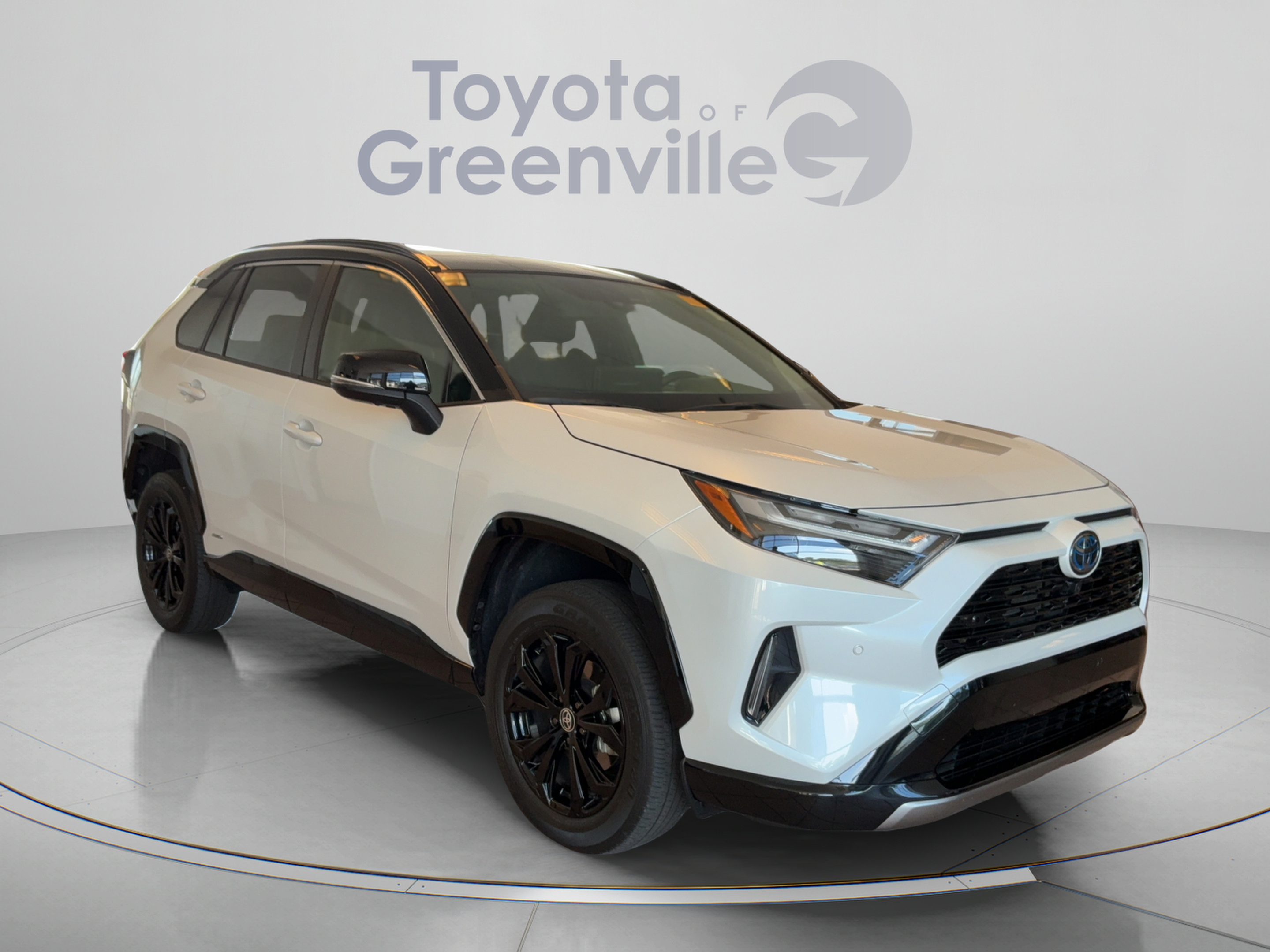 Used 2024 Toyota RAV4 XSE w/ Advanced Technology Package AWD/4WD image 8