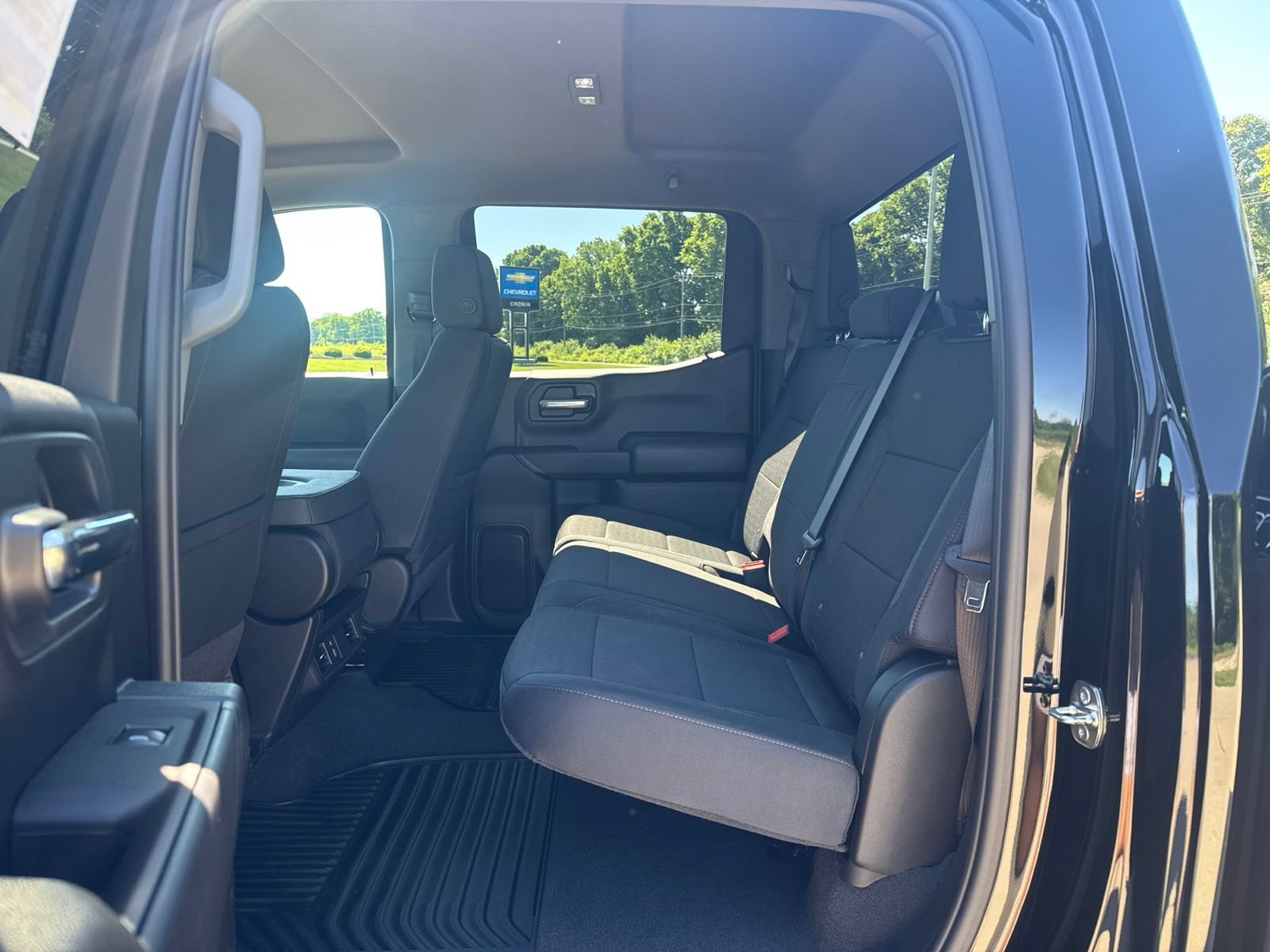 New 2026 Chevrolet Silverado 1500 Custom w/ Turbomax Blackout Package AWD/4WD image 13