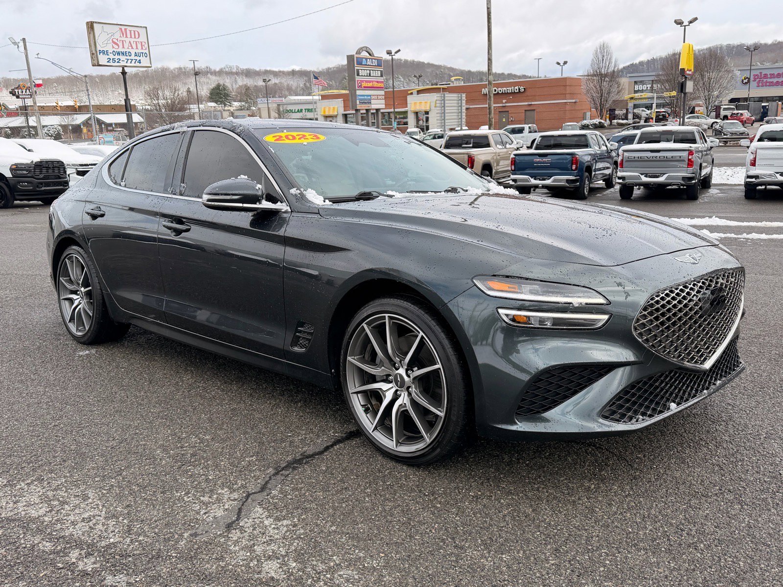 Used 2023 Genesis G70 2.0T AWD/4WD image 8