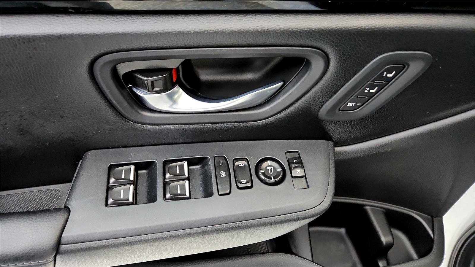 Used 2023 Honda Pilot Touring image 24