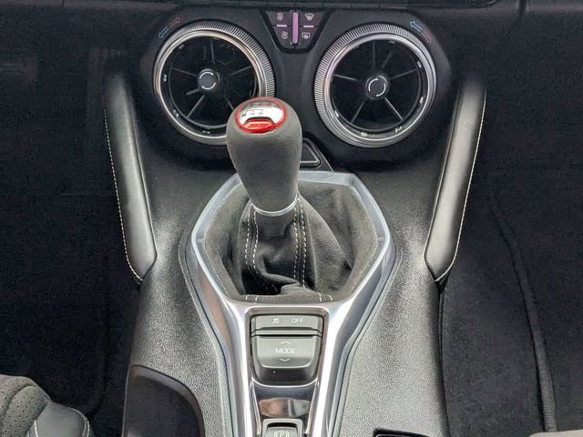 Used 2018 Chevrolet Camaro SS image 15