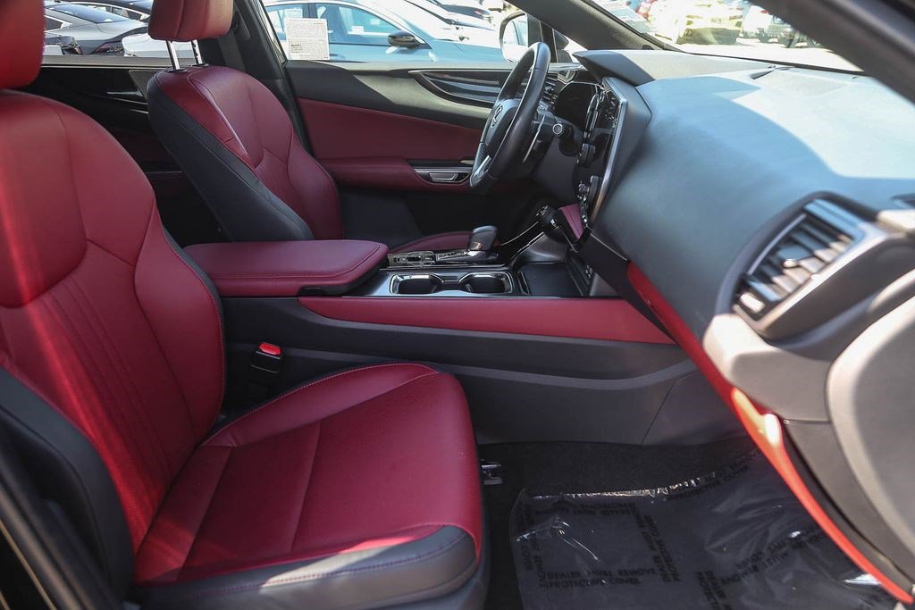 Used 2024 Lexus NX 250 FWD image 15