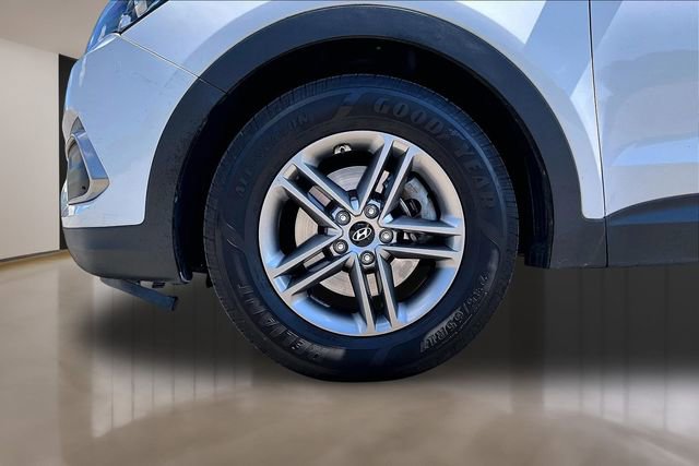 Used 2018 Hyundai Santa Fe Sport FWD image 23