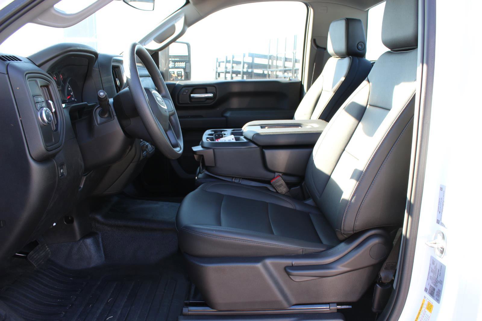 New 2024 GMC Sierra 2500 Pro image 18