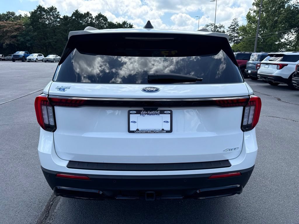 Used 2025 Ford Explorer ST-Line w/ ST-Line Street Pack AWD/4WD image 30